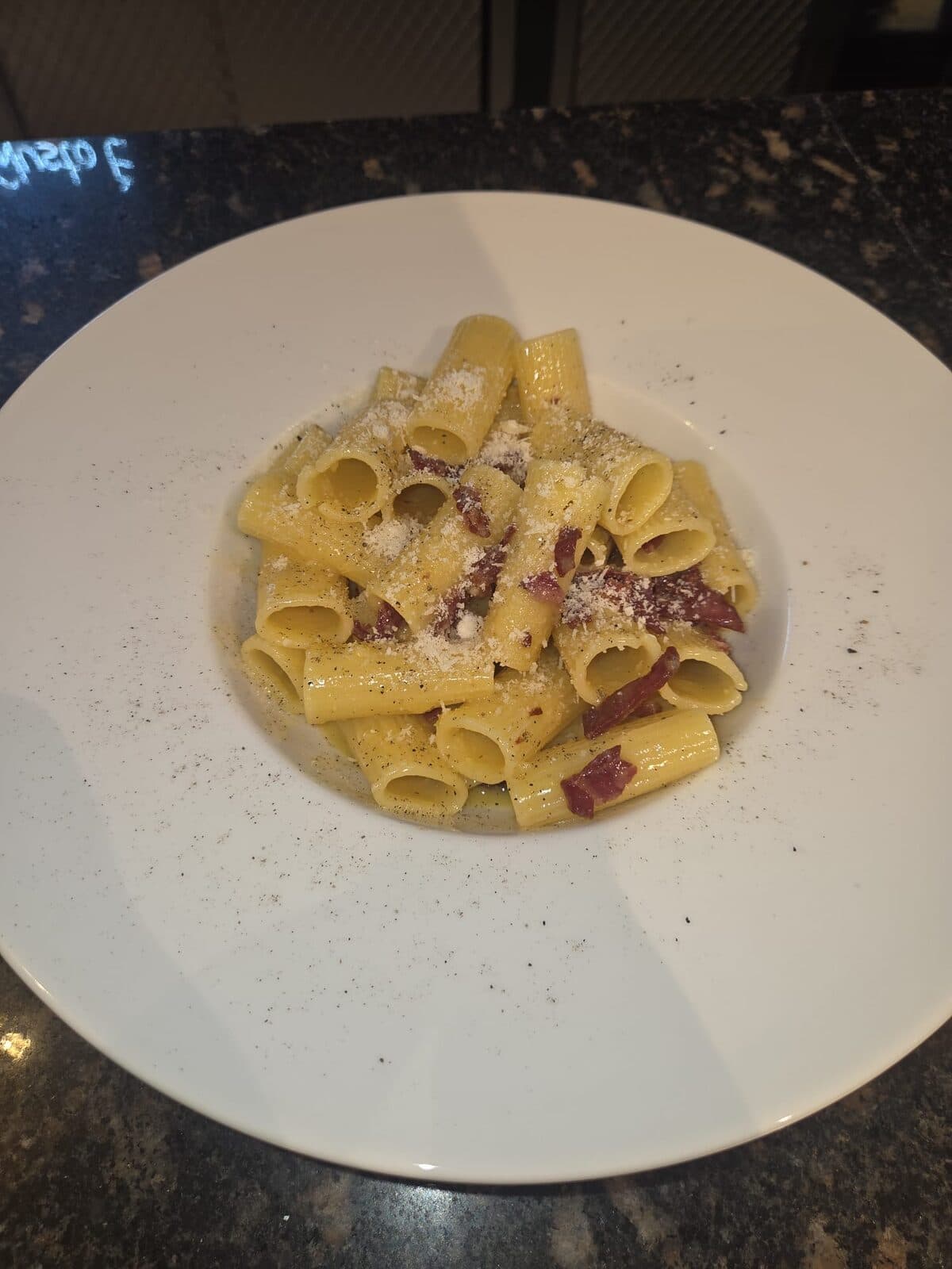Rigatoni alla carbonara